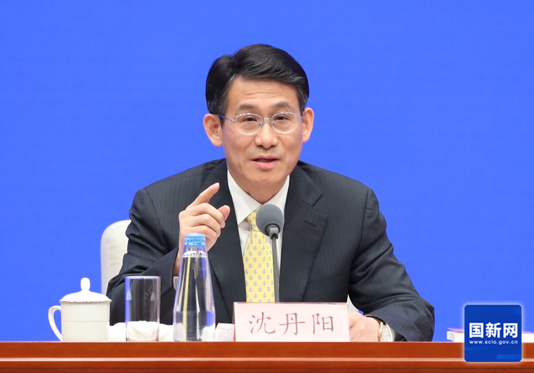 行吹风会 解读《政府工作报告不朽情缘正版国务院新闻办举(图3)